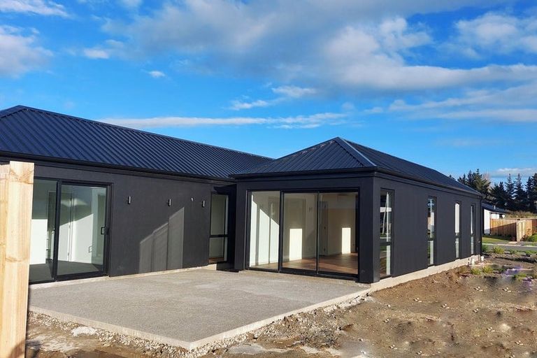 Photo of property in 2 Sedge Street, Belfast, Christchurch, 8051