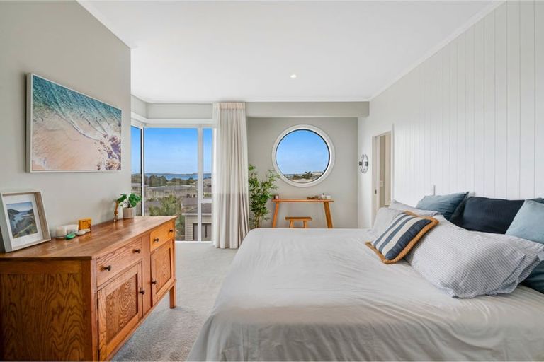Photo of property in 63 Landmark Terrace, Orewa, 0931