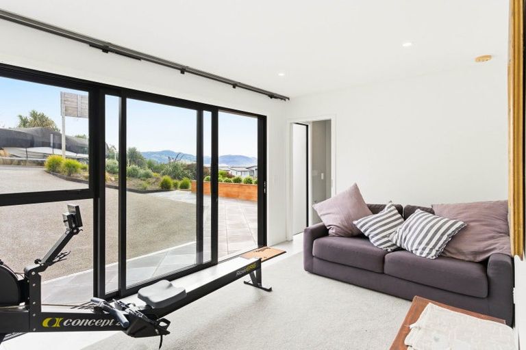 Photo of property in 5 Highgrove, Saint Clair, Dunedin, 9012