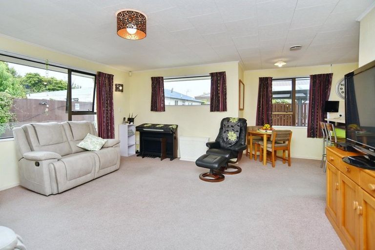 Photo of property in 53b Victoria Street, Rangiora, 7400