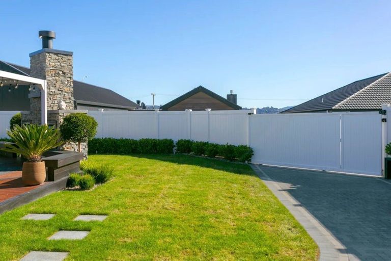Photo of property in 1 Maunganamu Drive, Wharewaka, Taupo, 3330