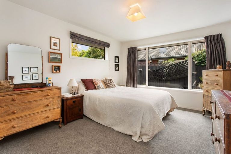 Photo of property in 2/66 Hounslow Street, Ilam, Christchurch, 8041