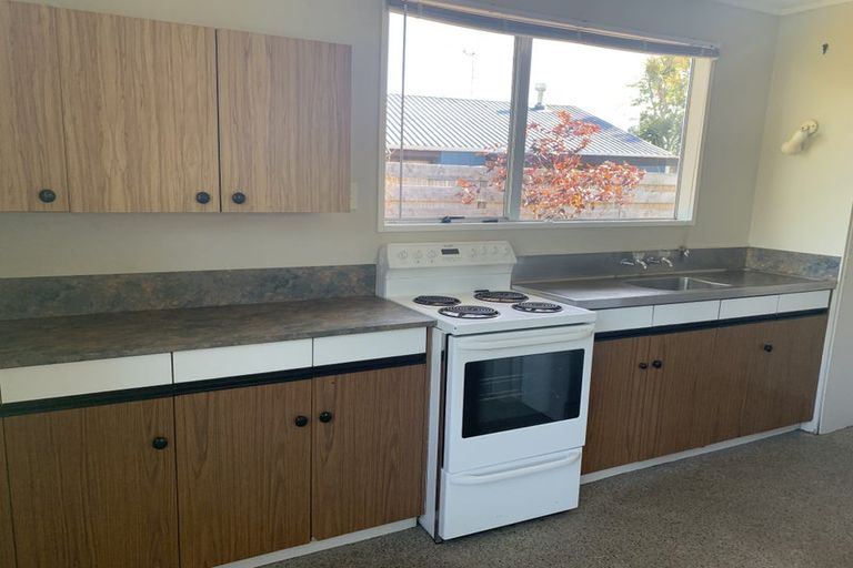 Photo of property in 9a-9b Banks Place, Tawhero, Wanganui, 4501