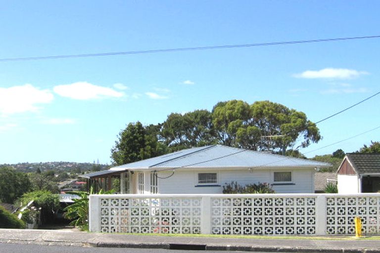 Photo of property in 211 Rangatira Road, Beach Haven, Auckland, 0626