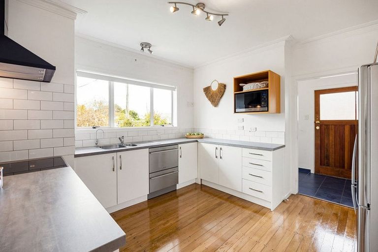 Photo of property in 36 Grey Street, Cambridge, 3434