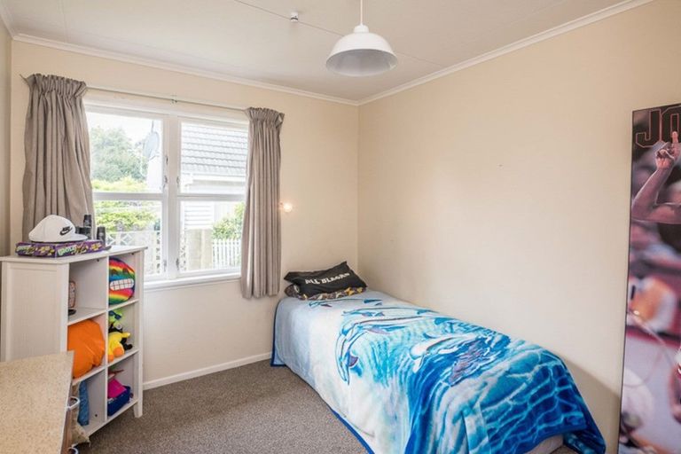 Photo of property in 3a Rimu Road, Raumati Beach, Paraparaumu, 5032