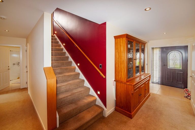 Photo of property in 134 Cortina Avenue, Johnsonville, Wellington, 6037