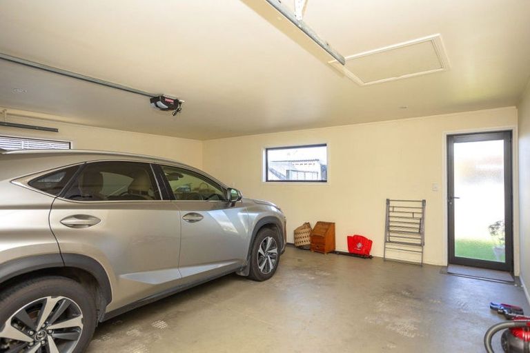 Photo of property in 21 Ruahine Street, Dannevirke, 4930