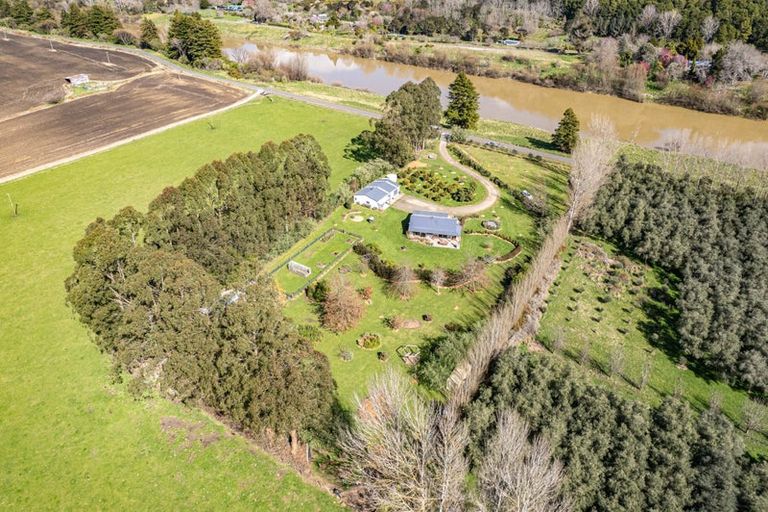 Photo of property in 394 Kaiwhaiki Road, Kaiwhaiki, Whanganui, 4575