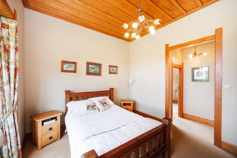 Photo of property in 852 Penny Road, Sanson, Palmerston North, 4479