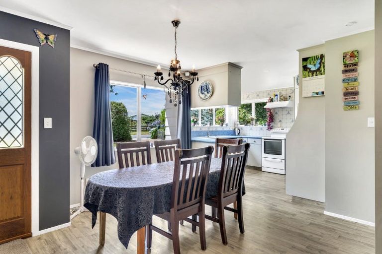 Photo of property in 55 Charles Street, Carterton, 5713