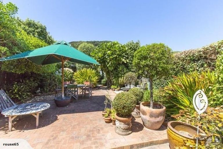 Photo of property in 255 Marine Parade, Eastbourne, Lower Hutt, 5013