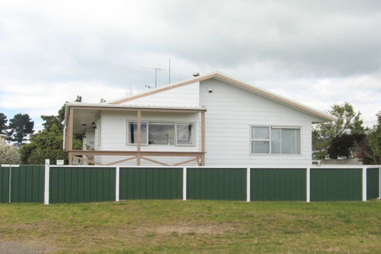 Photo of property in 301 Tamaki Road, Whangamata, 3620