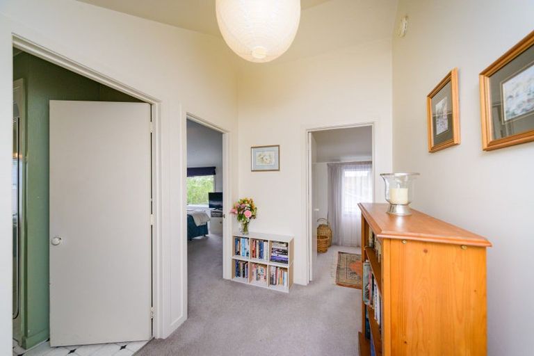 Photo of property in 24 Ranfurly Street, Hokowhitu, Palmerston North, 4410