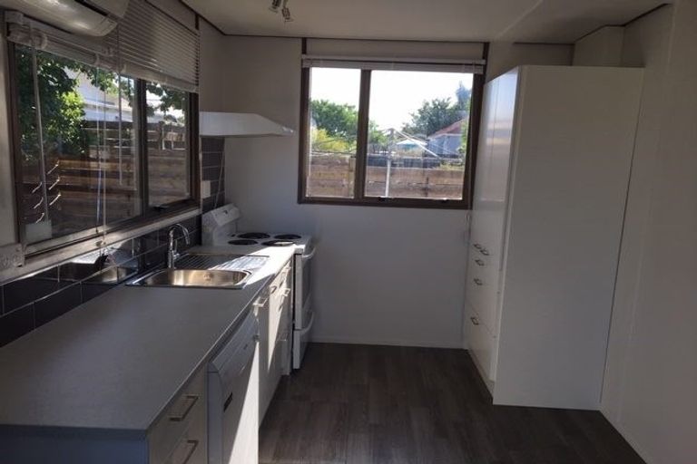 Photo of property in 4 Sale Street, Fairfield, Hamilton, 3214