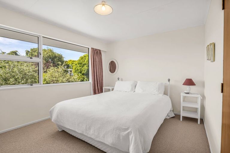 Photo of property in 8 Capri Place, Awapuni, Palmerston North, 4412