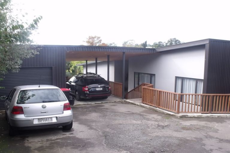 Photo of property in 17 Tauroa Road, Havelock North, 4130