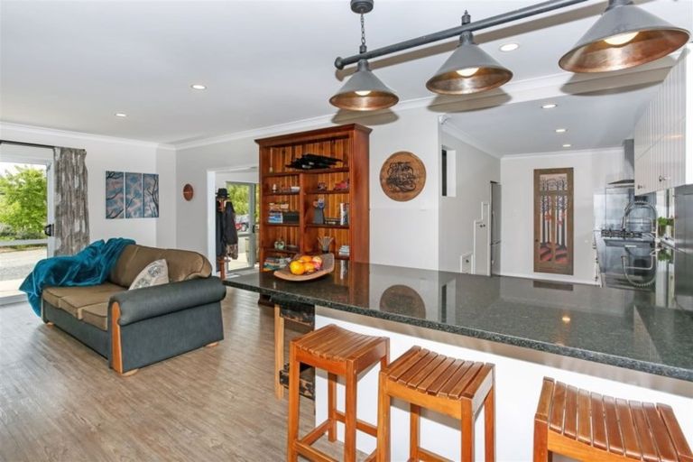 Photo of property in 129 Travers Road, Te Kauwhata, 3782