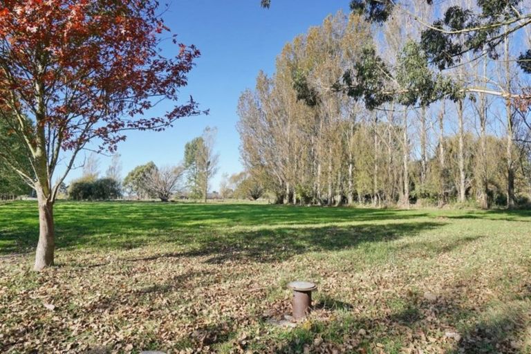 Photo of property in 32 Raddens Road, Ohoka, 7692