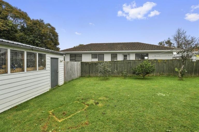 Photo of property in 13 Cargill Street, Papakura, 2110