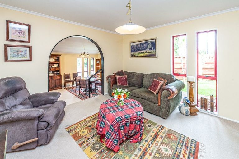 Photo of property in 25 Oakland Avenue, Saint Johns Hill, Whanganui, 4500