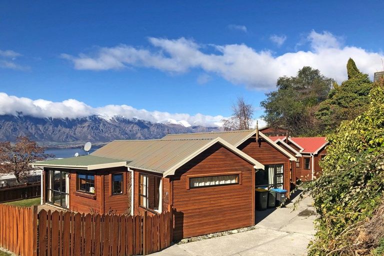 Photo of property in 10b Lochy Road, Fernhill, Queenstown, 9300