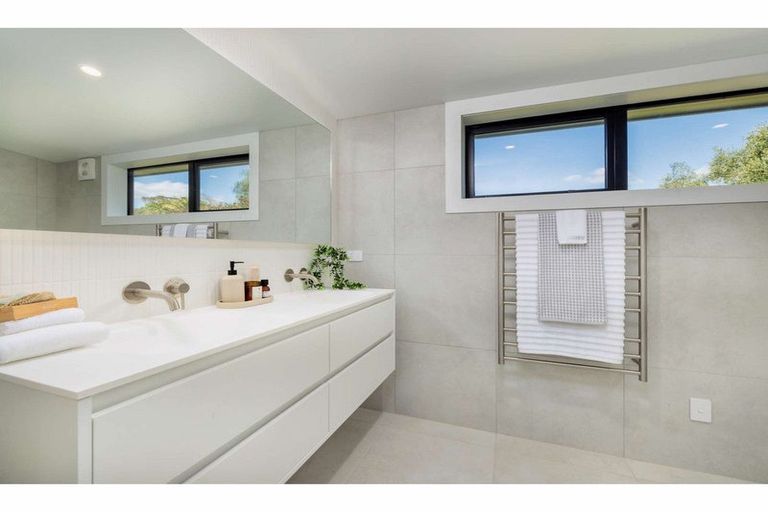 Photo of property in 2a Tui Place, Te Kowhai, Hamilton, 3288