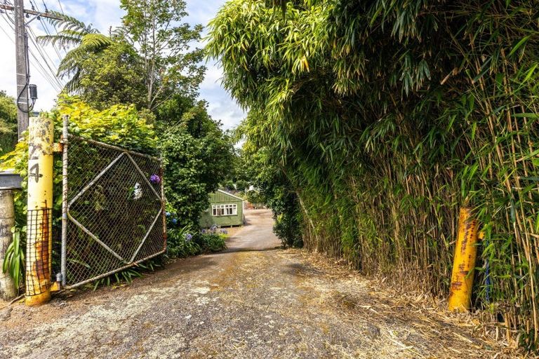 Photo of property in 24 Govett Avenue, Frankleigh Park, New Plymouth, 4310