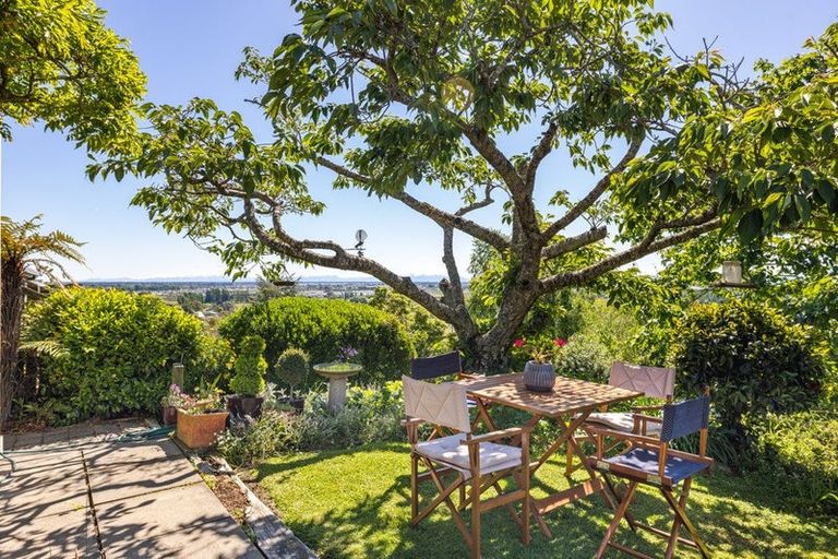 Photo of property in 22 Ravensdale Rise, Westmorland, Christchurch, 8025