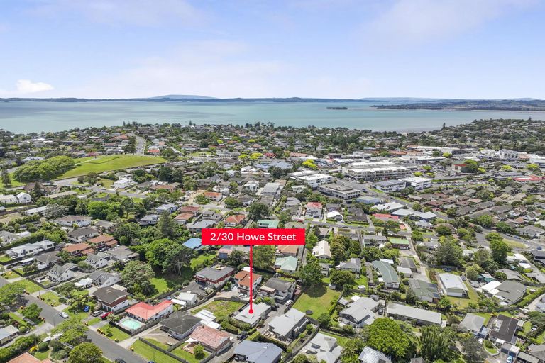 Photo of property in 2/30 Howe Street, Howick, Auckland, 2014