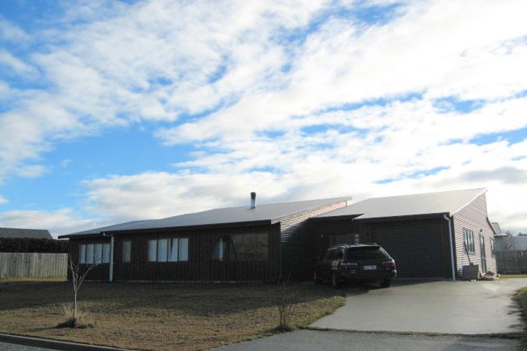 Photo of property in 5 Glengyle Way, Wanaka, 9305