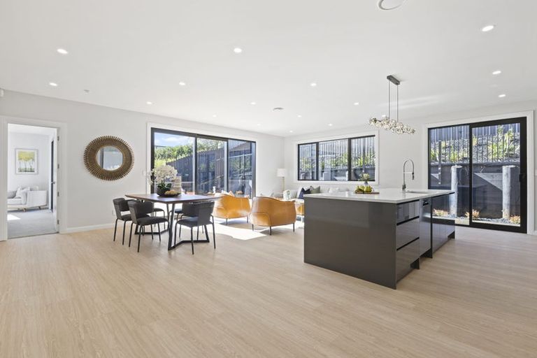 Photo of property in 61 Muster Road, Pukekohe, 2120