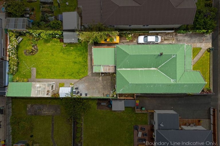 Photo of property in 12 Kings Avenue, Saint Kilda, Dunedin, 9012