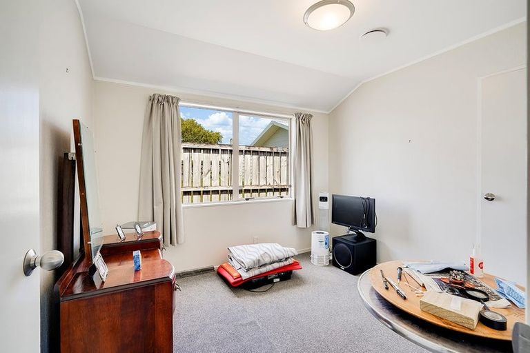 Photo of property in 21 Caulfield Place, Nawton, Hamilton, 3200