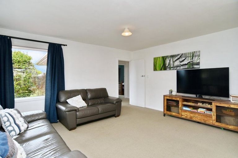 Photo of property in 187 Burwood Road, Burwood, Christchurch, 8083
