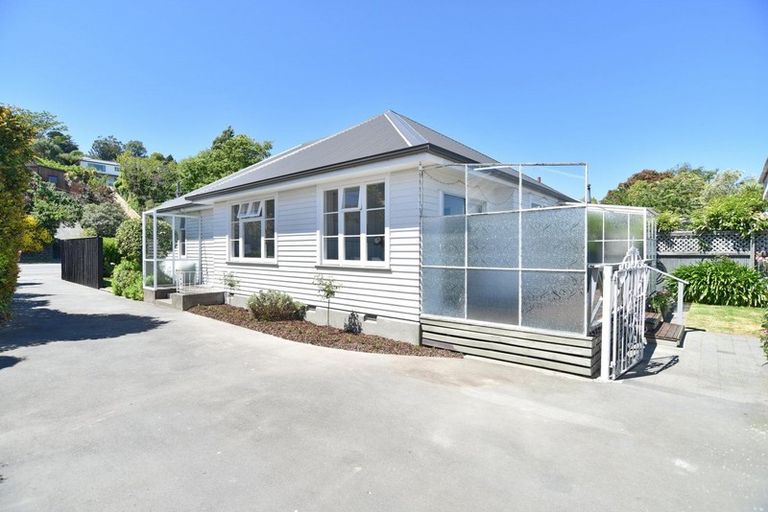 Photo of property in 119 Centaurus Road, Huntsbury, Christchurch, 8022