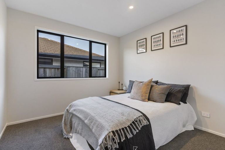 Photo of property in 2 Harding Drive, Papamoa Beach, Papamoa, 3118