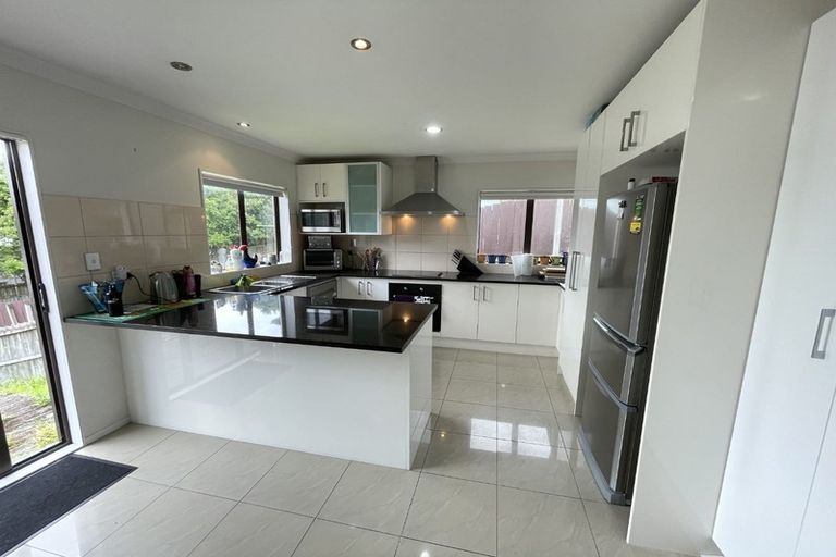 Photo of property in 25 Cartmel Avenue, Massey, Auckland, 0614