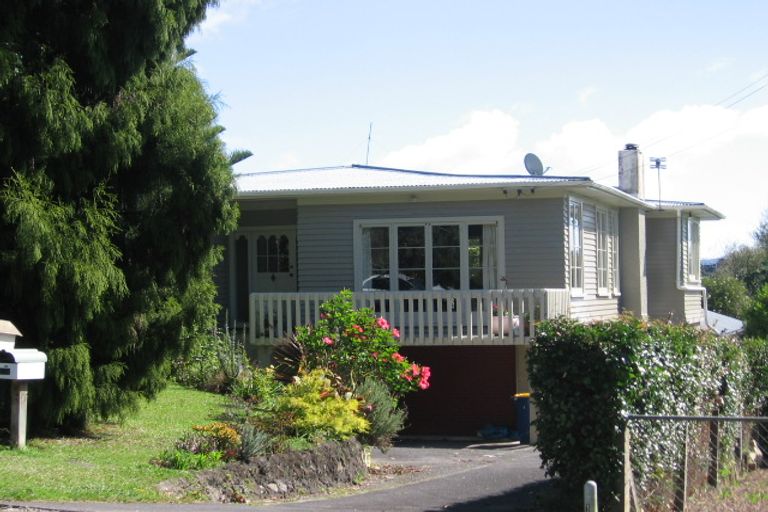 Photo of property in 3 Earl Road, Titirangi, Auckland, 0604