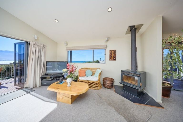 Photo of property in 4 Dover Terrace, Kaikoura, 7300