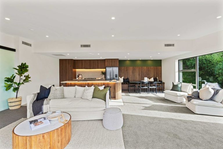 Photo of property in 52 Hempleman Drive, Akaroa, 7520