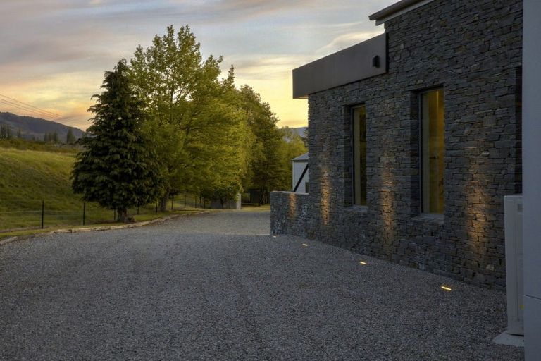 Photo of property in 485 Tarras-cromwell Road, Northburn, Cromwell, 9383