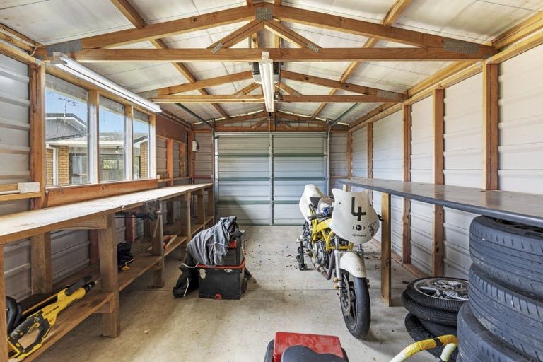 Photo of property in 2/38 Waimea Street, Westown, New Plymouth, 4310