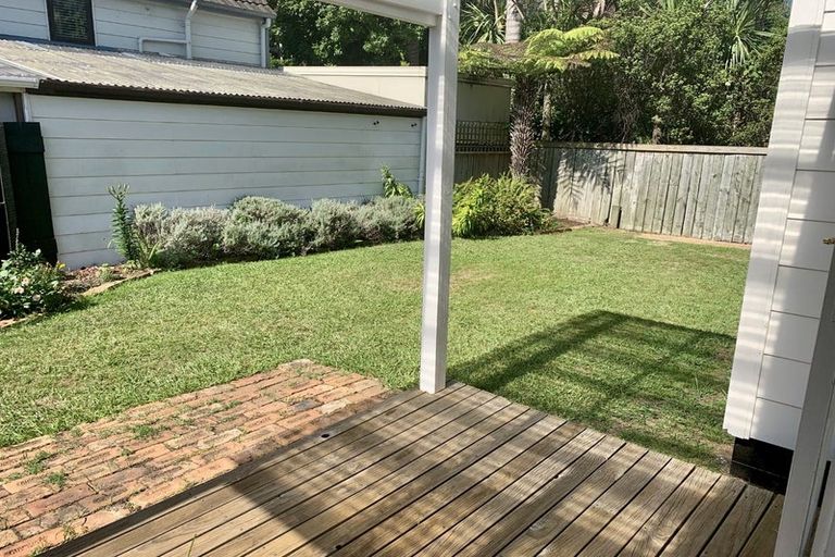 Photo of property in 1/26 Queens Parade, Devonport, Auckland, 0624