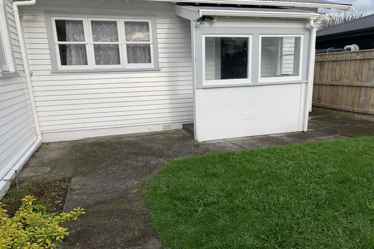 Photo of property in 31 Trafalgar Street, Waiwhetu, Lower Hutt, 5010
