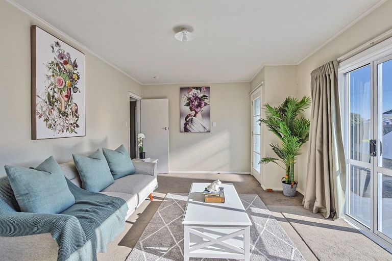 Photo of property in 34 Oldham Avenue, Onekawa, Napier, 4110