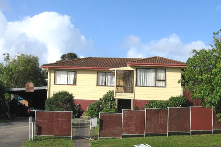 Photo of property in 3 Karepo Crescent, Ranui, Auckland, 0612