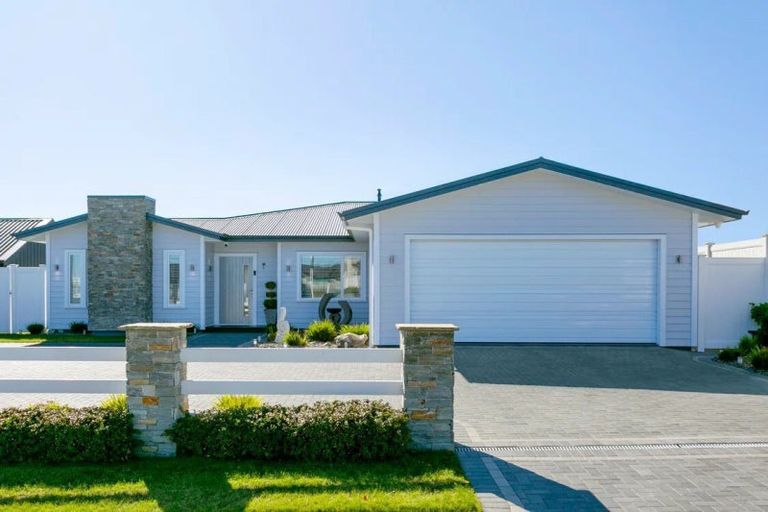 Photo of property in 1 Maunganamu Drive, Wharewaka, Taupo, 3330