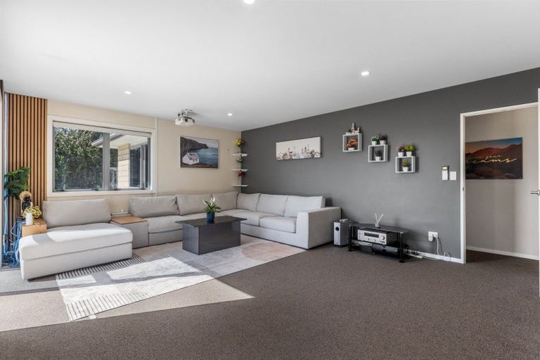 Photo of property in 42 Fairfax Crescent, Pyes Pa, Tauranga, 3112