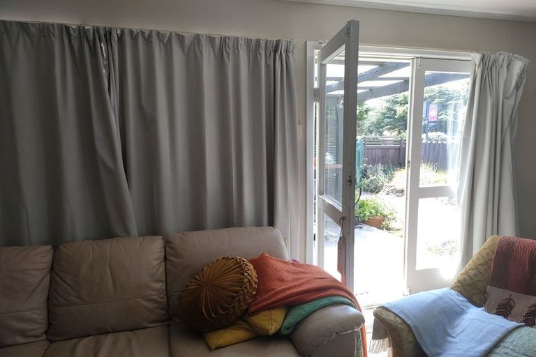 Photo of property in 3 Inwoods Road, Parklands, Christchurch, 8083